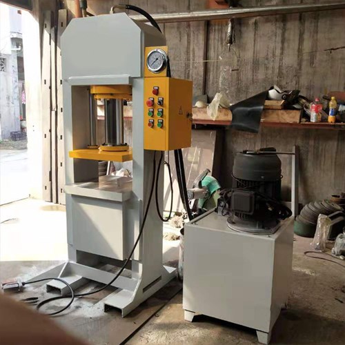 63噸龍門液（yè）壓機